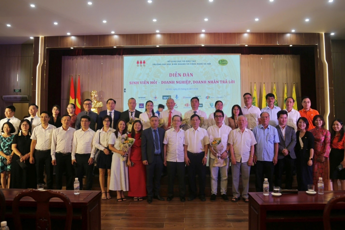 Cơ hội vàng cho sinh viên định hướng nghề nghiệp